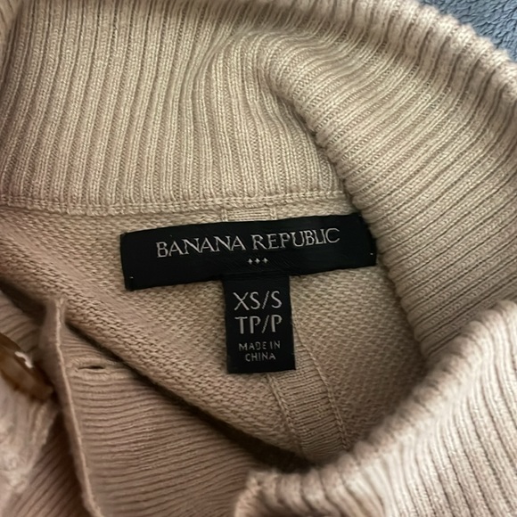 Banana Republic Cloak Sweater - Picture 4 of 5